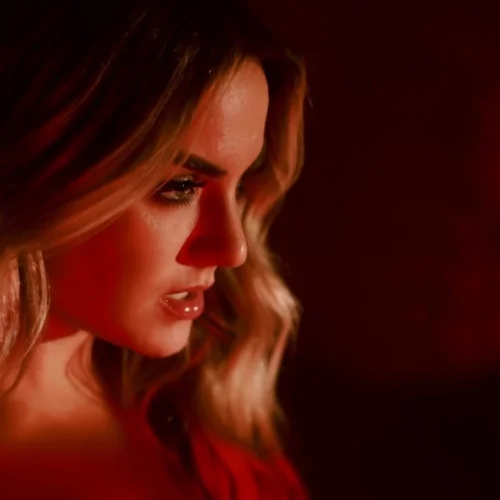 Comeback (Remix) lyrics by JoJo songs cover