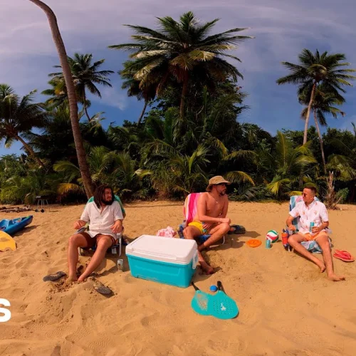 Después de la Playa lyrics by Bad Bunny songs cover