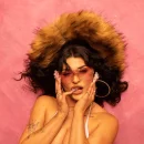 Photo of Emmy Meli, American R&B singer