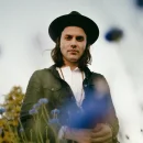 Photo of James Bay, English Singer & Songwriter