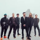 Maroon 5's Singles thumbnail