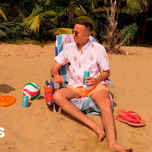 Me Porto Bonito lyrics by Bad Bunny songs cover